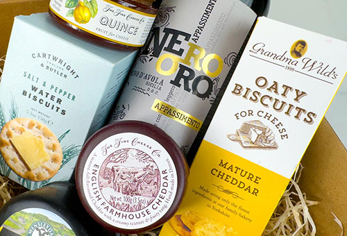 Simply Thank You wine corporate hampers for acts of random kindness